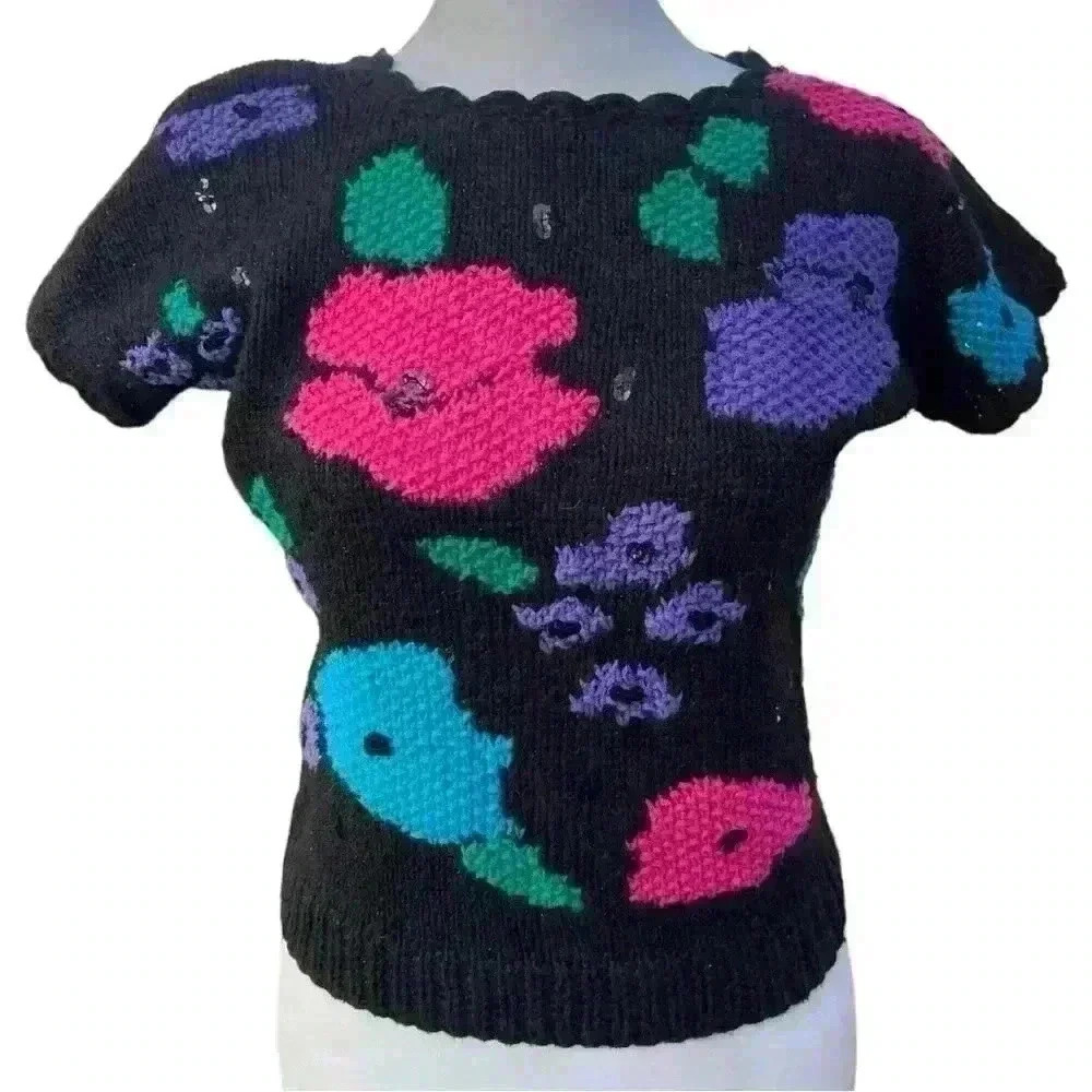 VINTAGE Herald House Women Sweater Petite S floral sequins hand knit scalloped